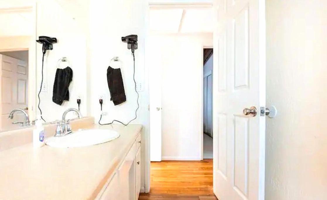 Oceano: Short Walk To Beach, 4 Bedroom 2 Bath, Private House! Across Street From Park & Pond Esterno foto